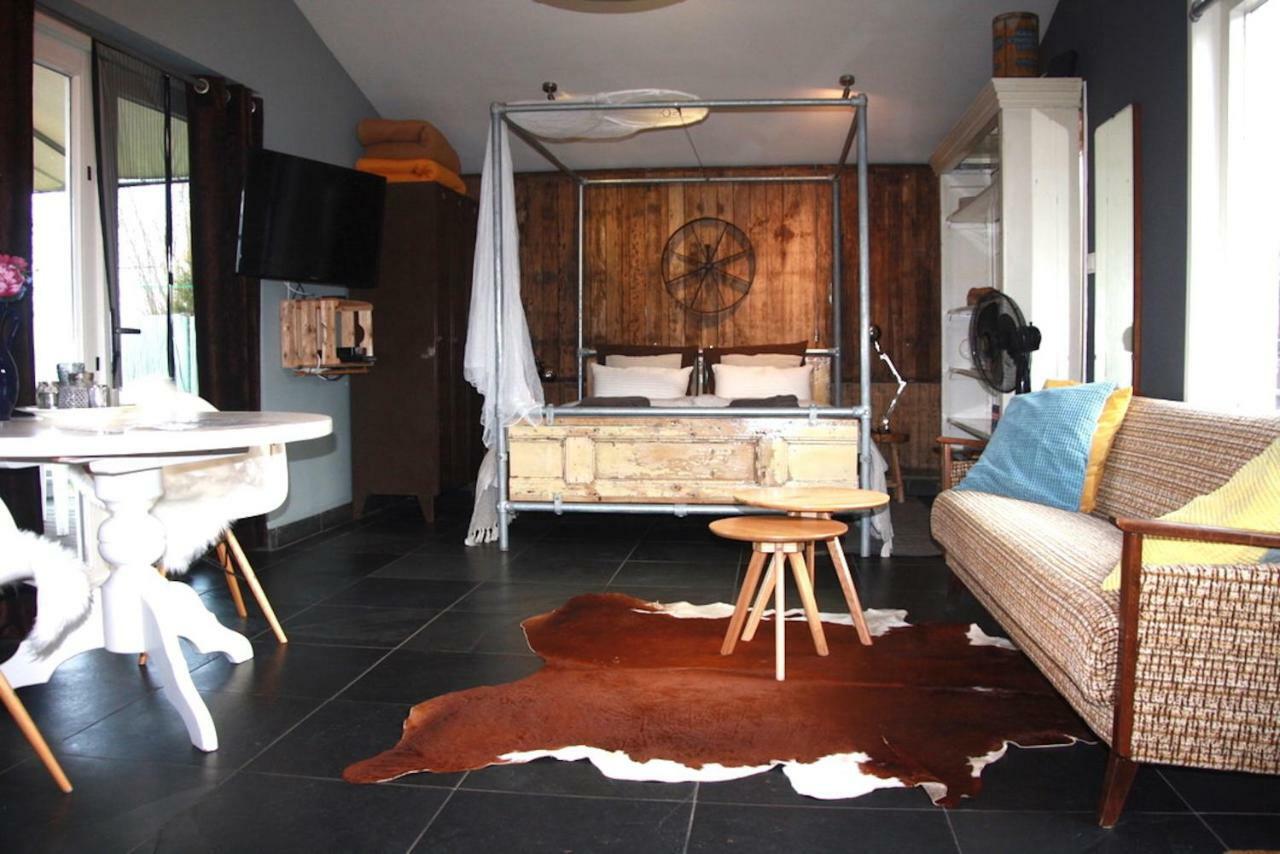 Garden House, Private Studio Apartment With Wifi And Free Parking For 1 Car Weesp Dış mekan fotoğraf